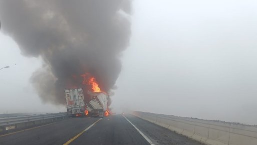 Se incendia tractocamión en la autopista Puebla – Orizaba