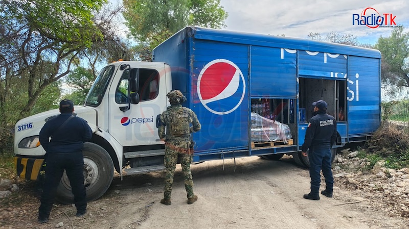 En Cuapiaxtla recuperan un camión repartidor de la Pepsi robado en los Reyes de Juárez