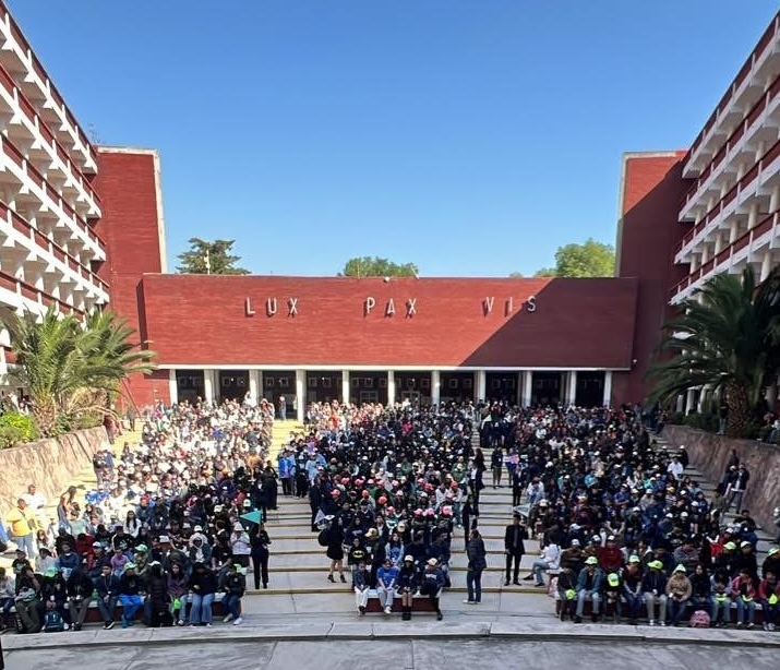 Alumnos de Tecamachalco participan en Concurso de Matemáticas a nivel Nacional