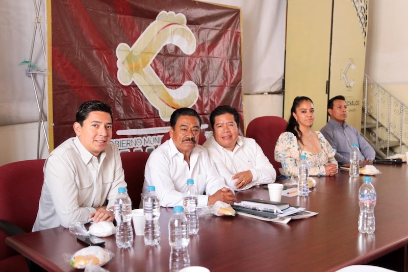 Se reúne el Presidente de Tecamachalco con representantes de comunidades y el delegado de Bienestar