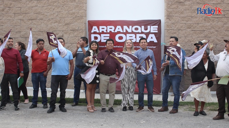 Se inicia obra de adoquinamiento en la junta auxiliar de Santa Rosa en Tecamachalco